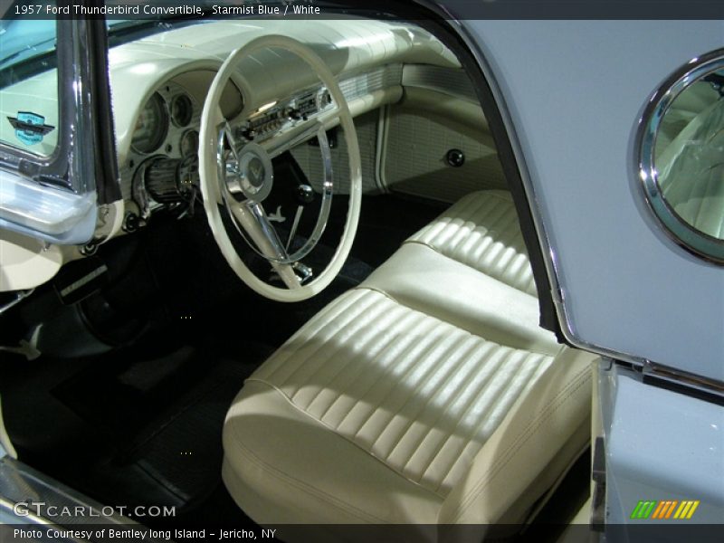 1957 Ford Thunderbird Power Blue / White, Interior - 1957 Ford Thunderbird Convertible