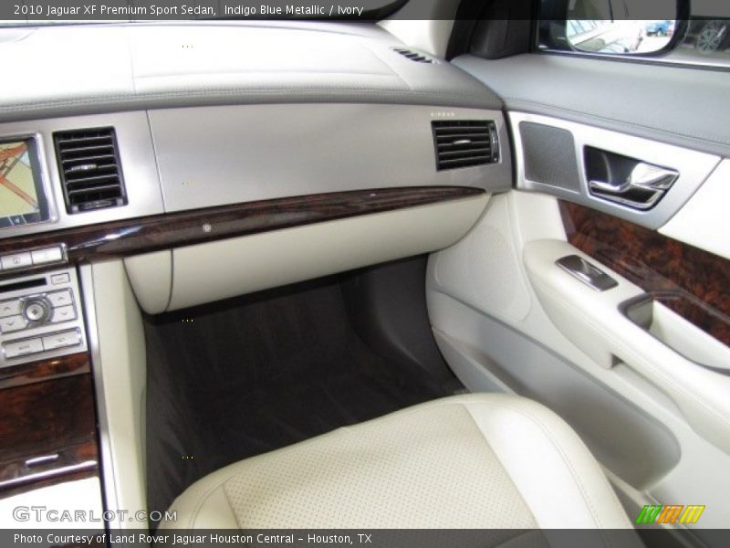 Dashboard of 2010 XF Premium Sport Sedan