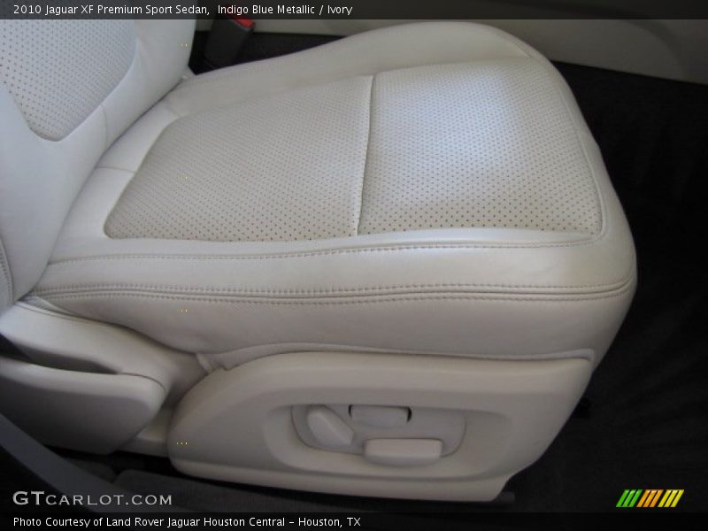 Indigo Blue Metallic / Ivory 2010 Jaguar XF Premium Sport Sedan