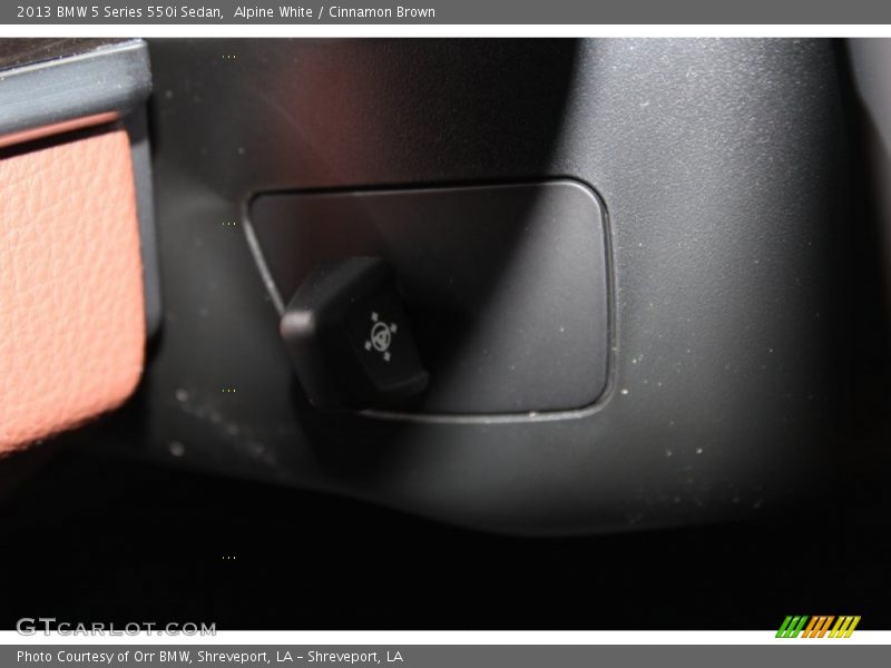Alpine White / Cinnamon Brown 2013 BMW 5 Series 550i Sedan
