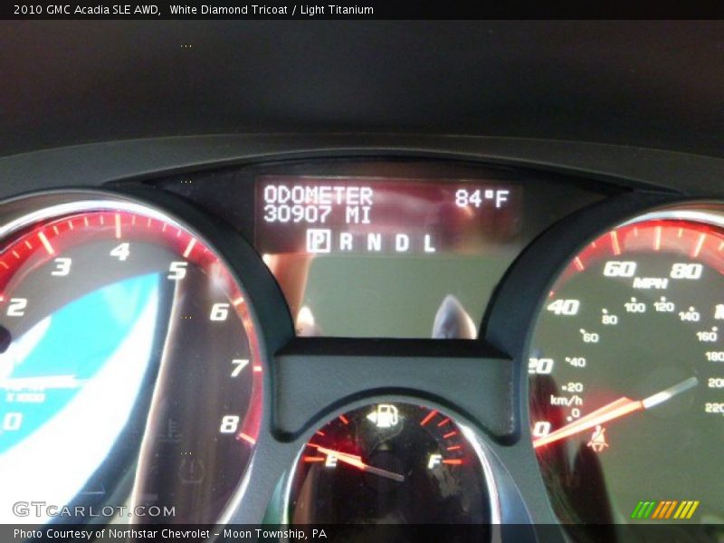 White Diamond Tricoat / Light Titanium 2010 GMC Acadia SLE AWD