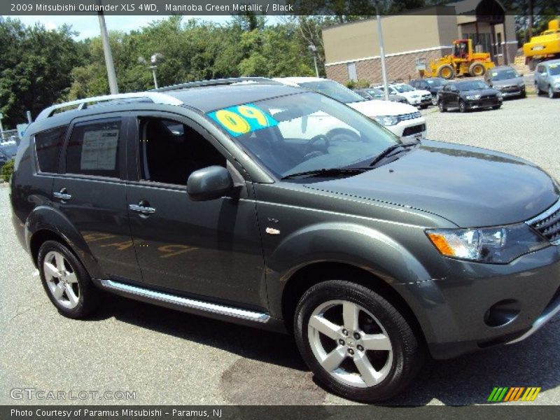 Manitoba Green Metallic / Black 2009 Mitsubishi Outlander XLS 4WD