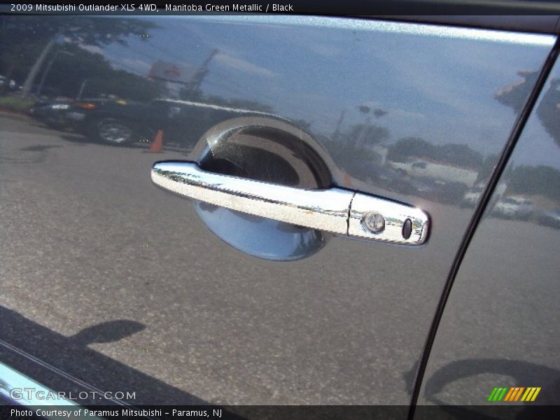 Manitoba Green Metallic / Black 2009 Mitsubishi Outlander XLS 4WD