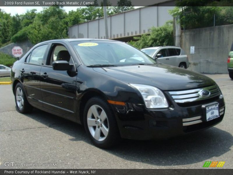 Tuxedo Black Metallic / Camel 2009 Ford Fusion SE