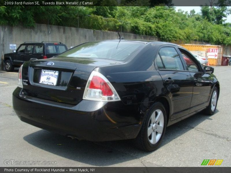 Tuxedo Black Metallic / Camel 2009 Ford Fusion SE