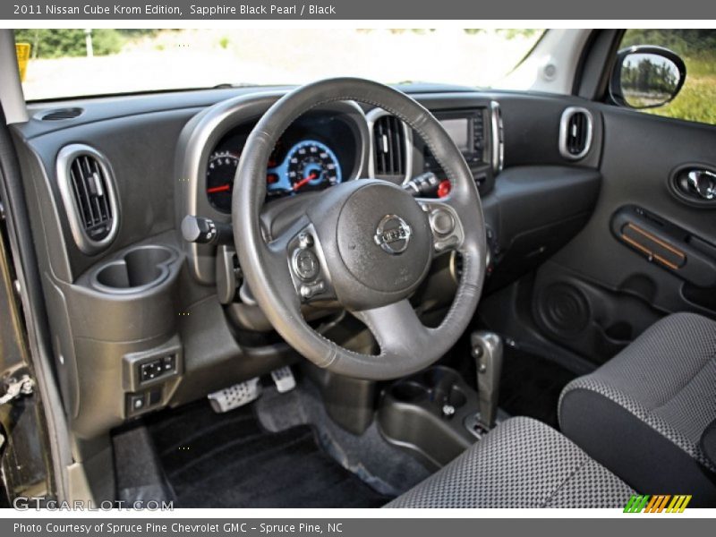 Sapphire Black Pearl / Black 2011 Nissan Cube Krom Edition