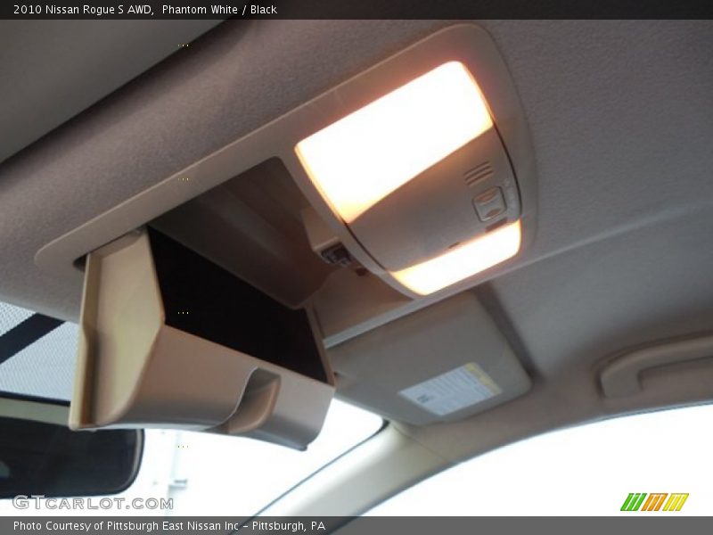 Phantom White / Black 2010 Nissan Rogue S AWD