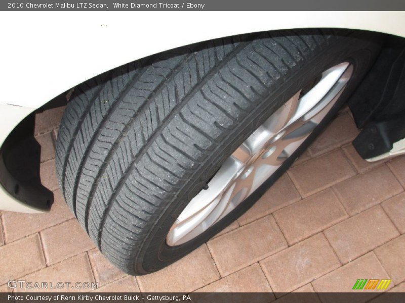 White Diamond Tricoat / Ebony 2010 Chevrolet Malibu LTZ Sedan