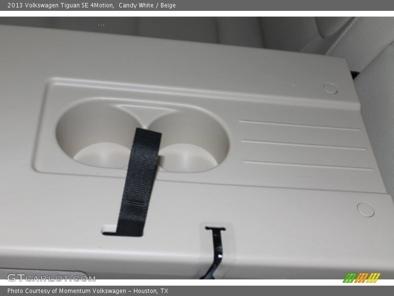 Candy White / Beige 2013 Volkswagen Tiguan SE 4Motion