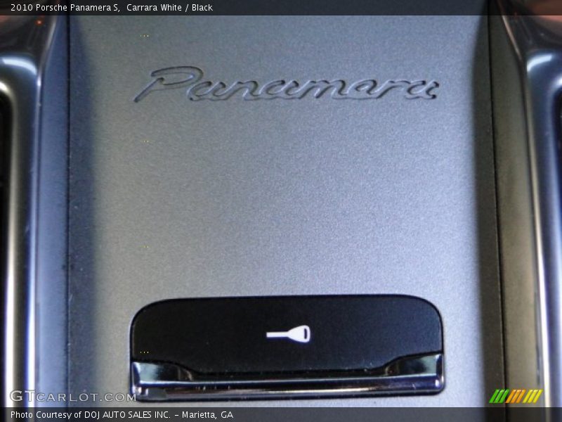 Carrara White / Black 2010 Porsche Panamera S