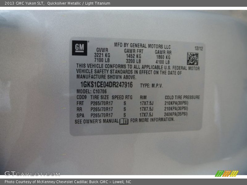 Quicksilver Metallic / Light Titanium 2013 GMC Yukon SLT