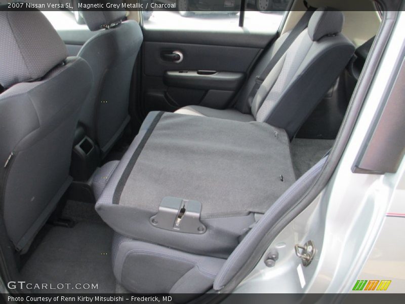 Magnetic Grey Metallic / Charcoal 2007 Nissan Versa SL