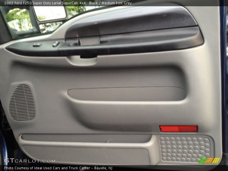 Black / Medium Flint Grey 2003 Ford F250 Super Duty Lariat SuperCab 4x4