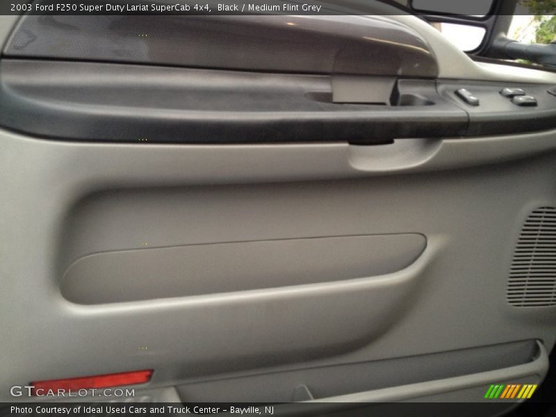 Black / Medium Flint Grey 2003 Ford F250 Super Duty Lariat SuperCab 4x4