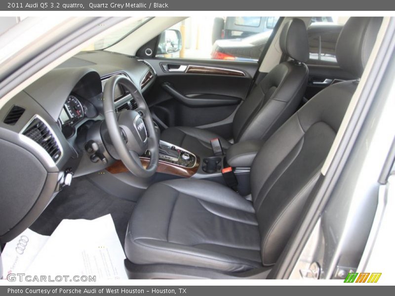 Quartz Grey Metallic / Black 2011 Audi Q5 3.2 quattro