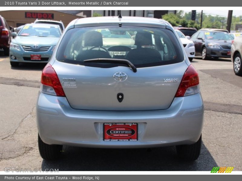 Meteorite Metallic / Dark Charcoal 2010 Toyota Yaris 3 Door Liftback