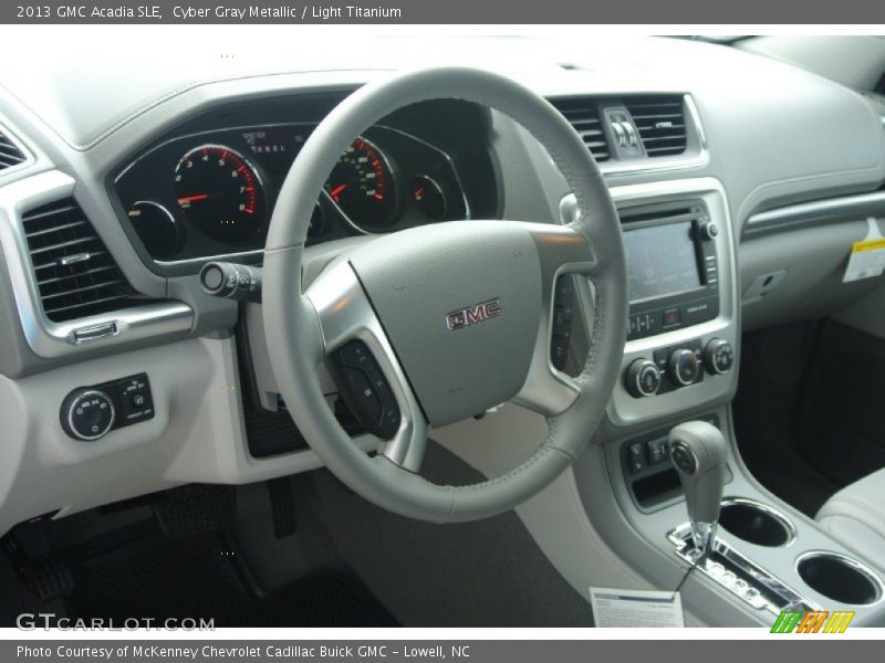 Dashboard of 2013 Acadia SLE