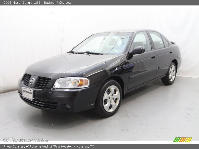 Blackout / Charcoal 2005 Nissan Sentra 1.8 S