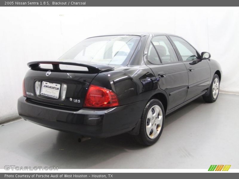 Blackout / Charcoal 2005 Nissan Sentra 1.8 S