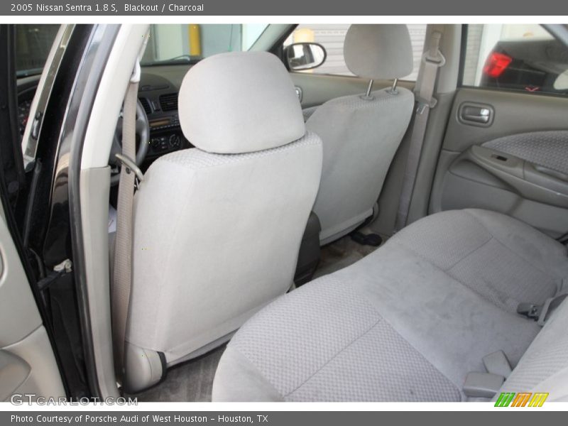 Blackout / Charcoal 2005 Nissan Sentra 1.8 S
