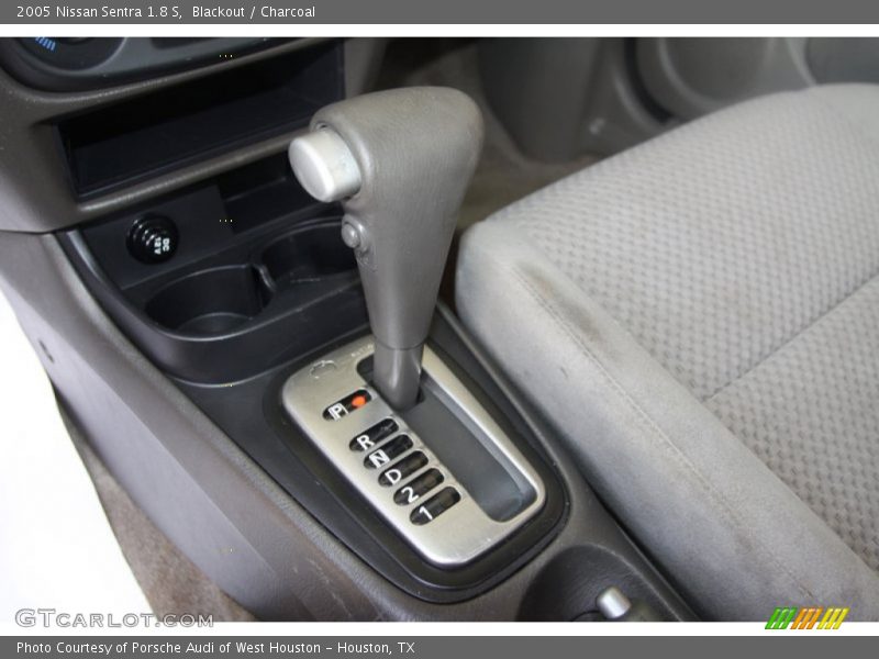Blackout / Charcoal 2005 Nissan Sentra 1.8 S