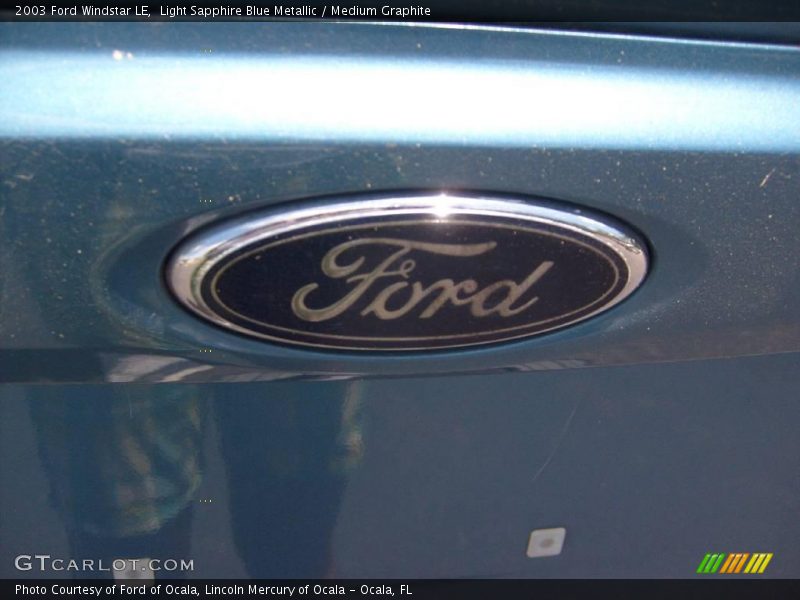 Light Sapphire Blue Metallic / Medium Graphite 2003 Ford Windstar LE