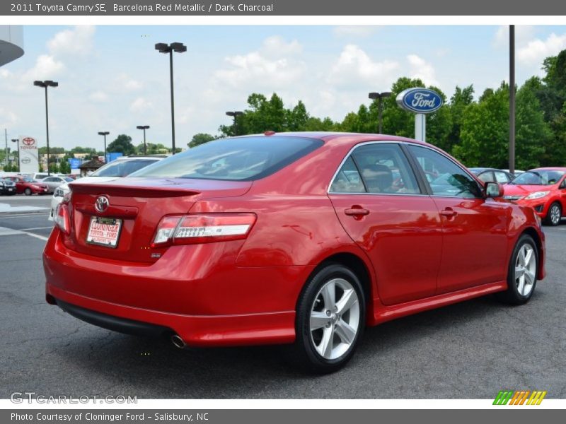 Barcelona Red Metallic / Dark Charcoal 2011 Toyota Camry SE