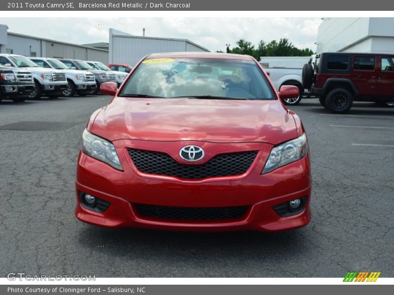 Barcelona Red Metallic / Dark Charcoal 2011 Toyota Camry SE