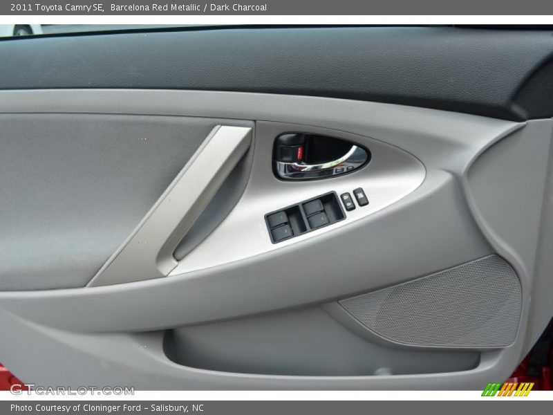 Barcelona Red Metallic / Dark Charcoal 2011 Toyota Camry SE