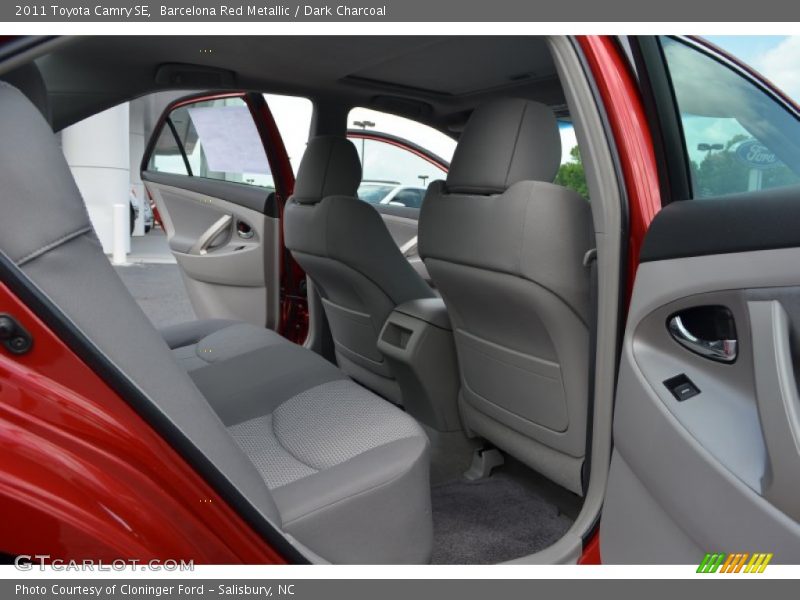 Barcelona Red Metallic / Dark Charcoal 2011 Toyota Camry SE