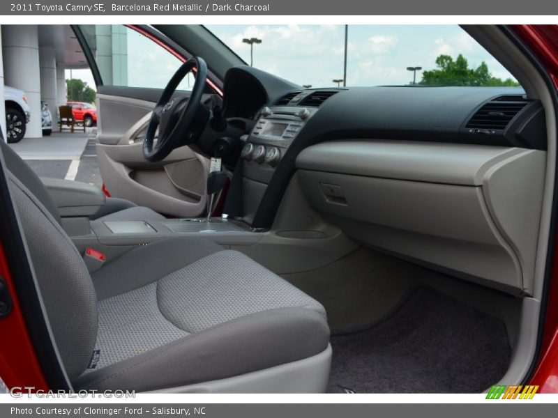 Barcelona Red Metallic / Dark Charcoal 2011 Toyota Camry SE