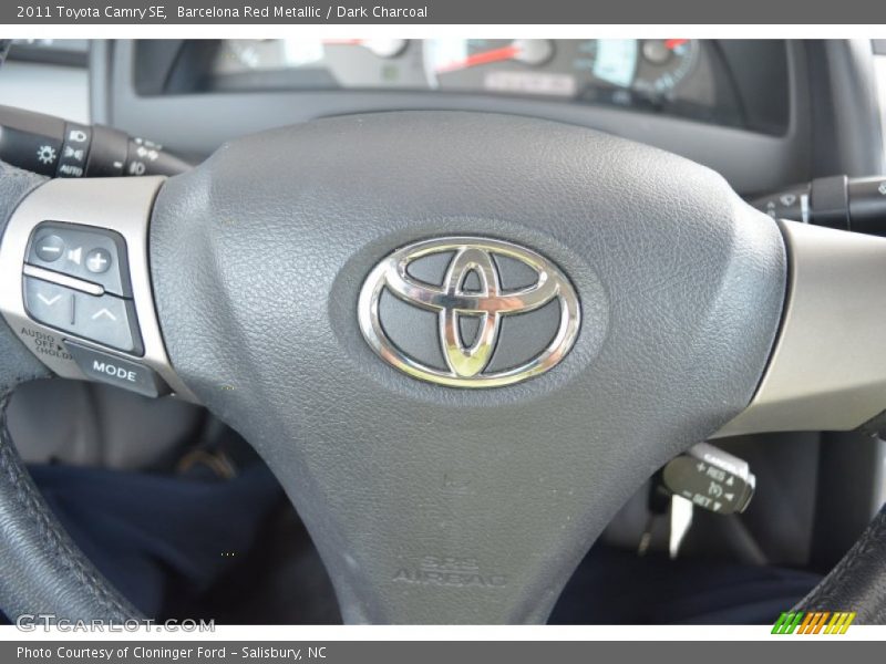 Barcelona Red Metallic / Dark Charcoal 2011 Toyota Camry SE