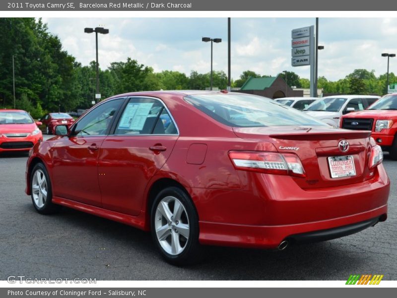 Barcelona Red Metallic / Dark Charcoal 2011 Toyota Camry SE