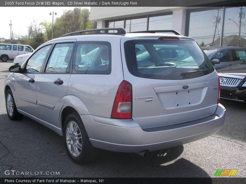 CD Silver Metallic / Dark Flint/Light Flint 2005 Ford Focus ZXW SES Wagon