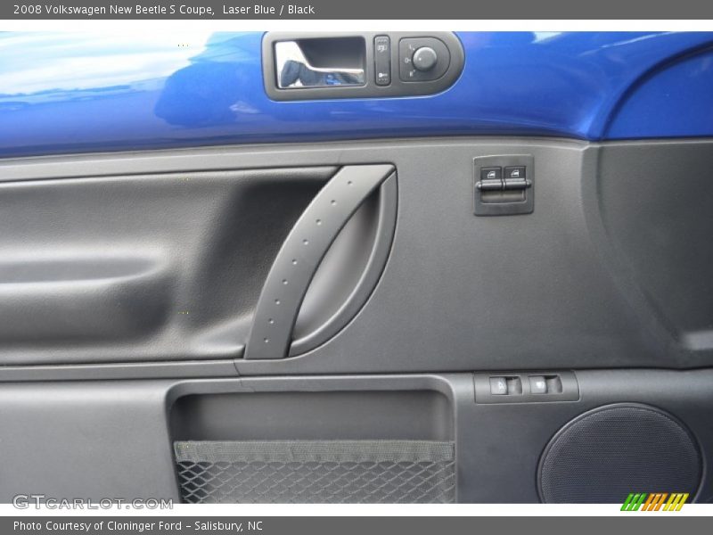 Laser Blue / Black 2008 Volkswagen New Beetle S Coupe