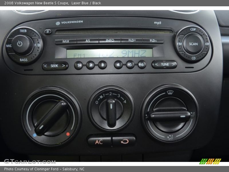 Laser Blue / Black 2008 Volkswagen New Beetle S Coupe