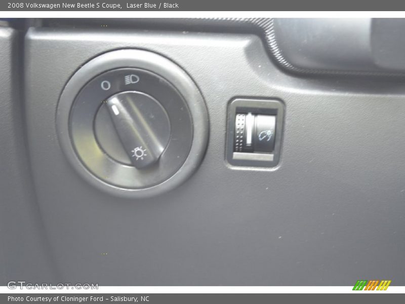 Laser Blue / Black 2008 Volkswagen New Beetle S Coupe