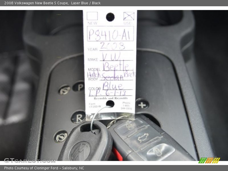 Laser Blue / Black 2008 Volkswagen New Beetle S Coupe
