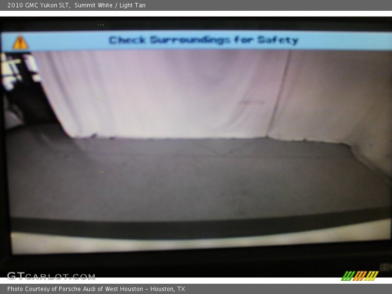Summit White / Light Tan 2010 GMC Yukon SLT