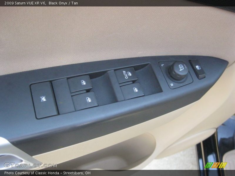Black Onyx / Tan 2009 Saturn VUE XR V6