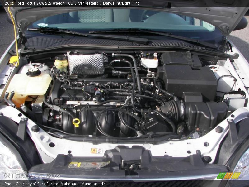 CD Silver Metallic / Dark Flint/Light Flint 2005 Ford Focus ZXW SES Wagon