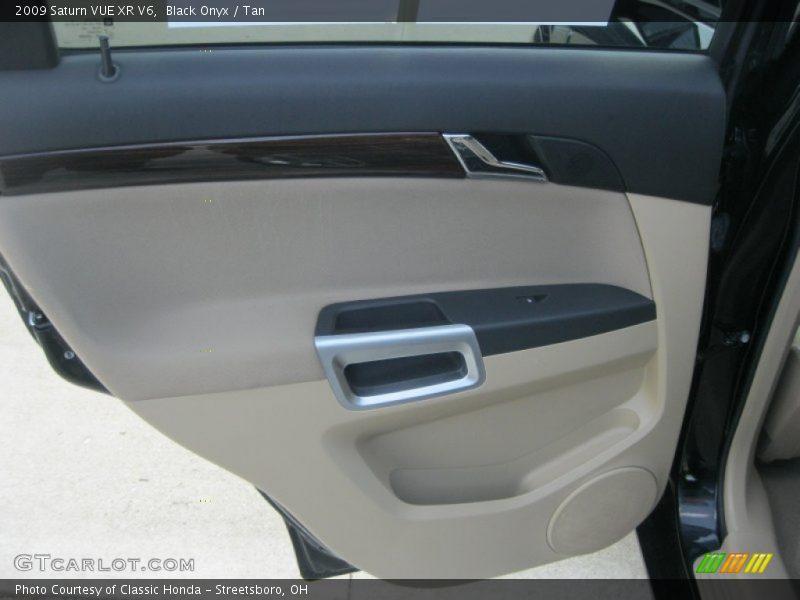 Black Onyx / Tan 2009 Saturn VUE XR V6