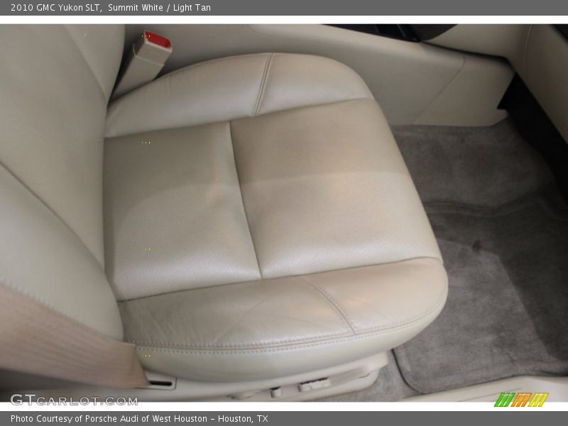Summit White / Light Tan 2010 GMC Yukon SLT