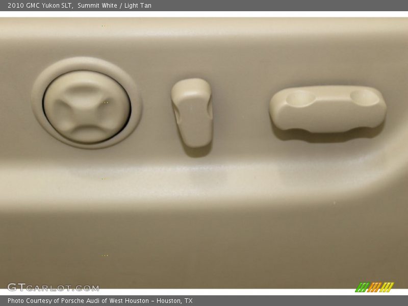 Summit White / Light Tan 2010 GMC Yukon SLT