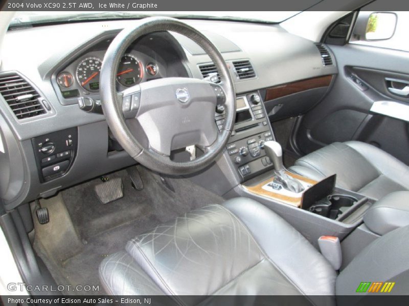 Ice White / Graphite 2004 Volvo XC90 2.5T AWD