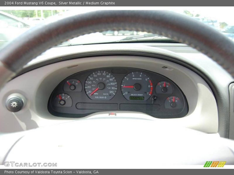Silver Metallic / Medium Graphite 2004 Ford Mustang V6 Coupe