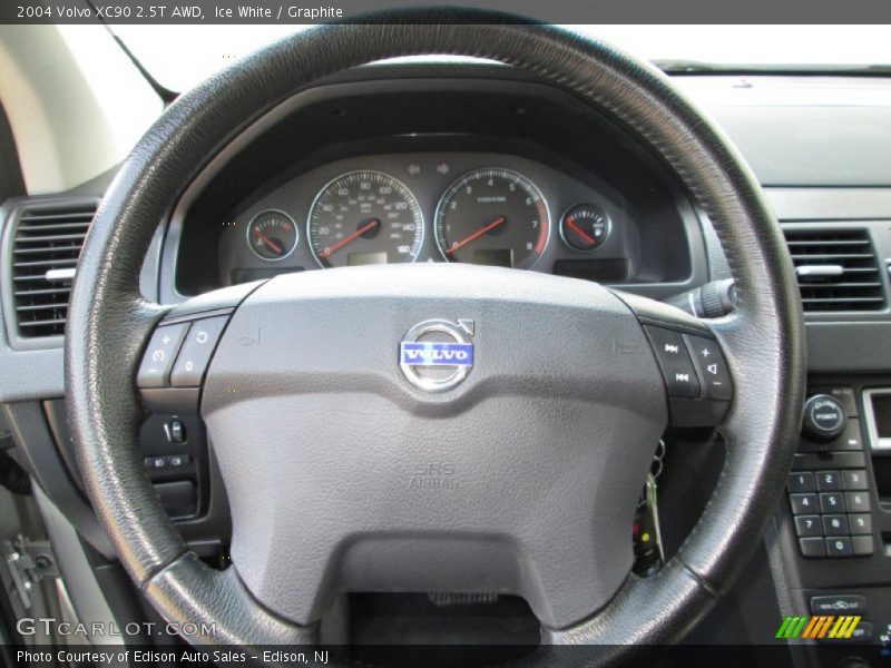 Ice White / Graphite 2004 Volvo XC90 2.5T AWD