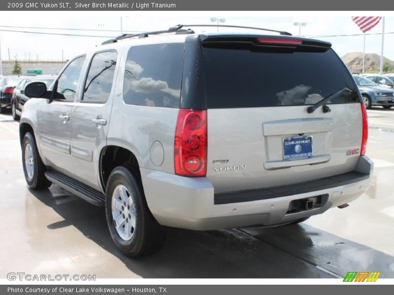 Silver Birch Metallic / Light Titanium 2009 GMC Yukon SLT