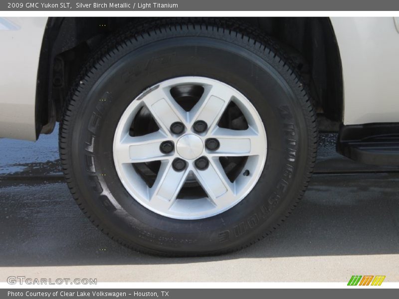 Silver Birch Metallic / Light Titanium 2009 GMC Yukon SLT