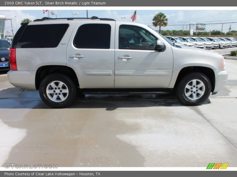 Silver Birch Metallic / Light Titanium 2009 GMC Yukon SLT